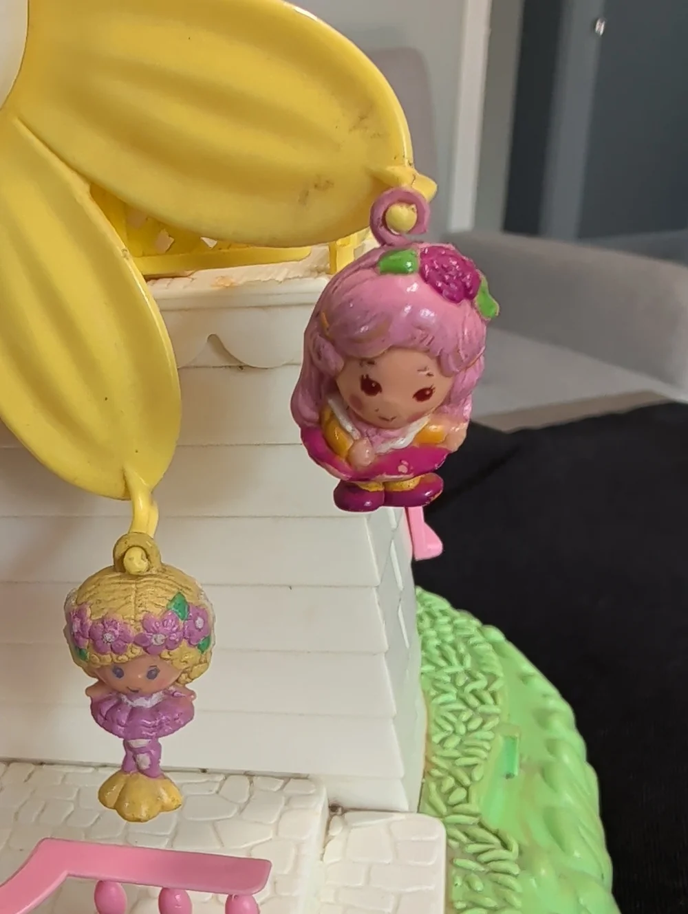 Vintage 1983 Charmkins Figurine 'Honey Bunch'